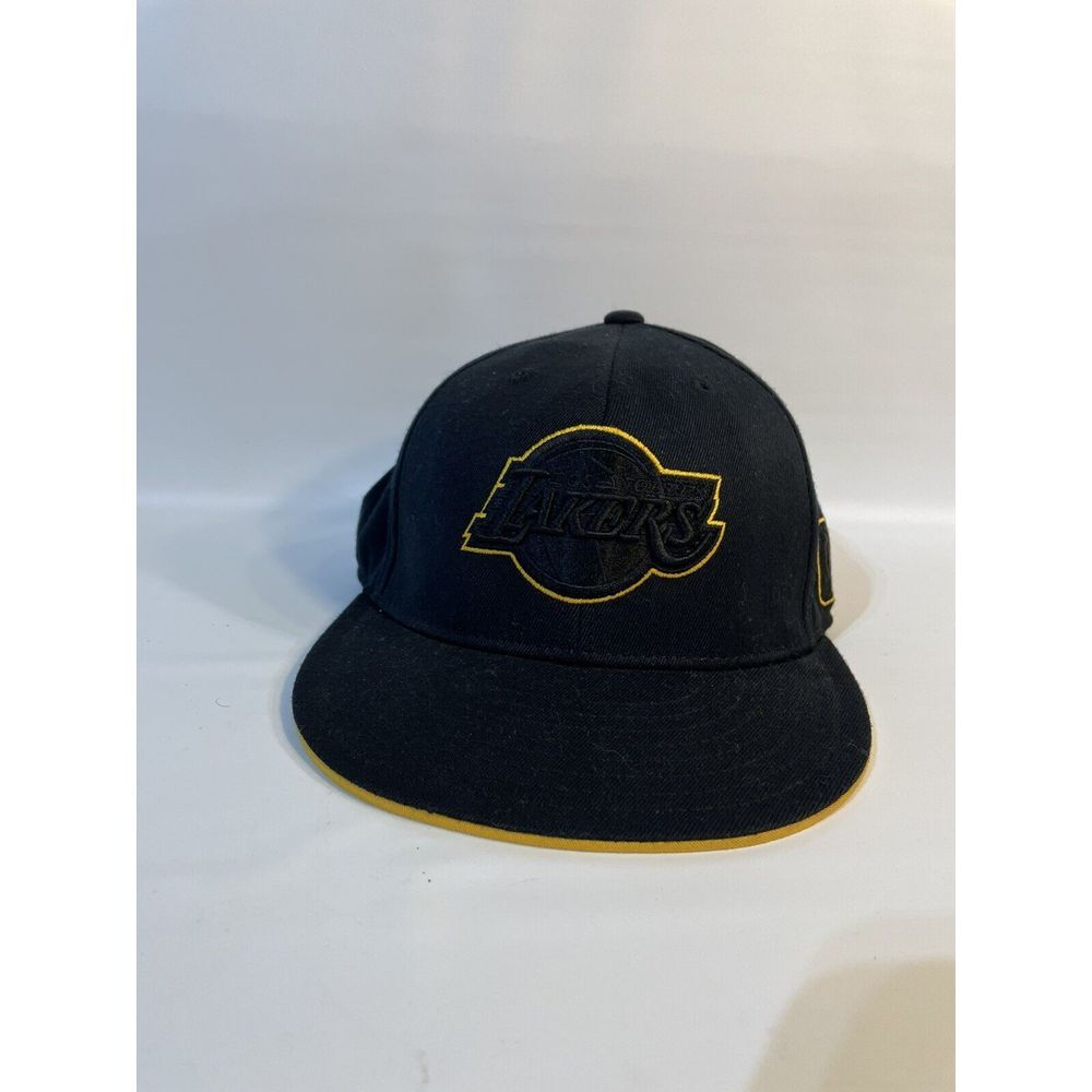Los Angeles Lakers NBA Adidas Fitted Ball Cap Hat Black Yellow 6 7/8 7 1/4 210